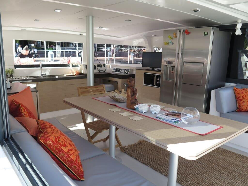 Catamaran 