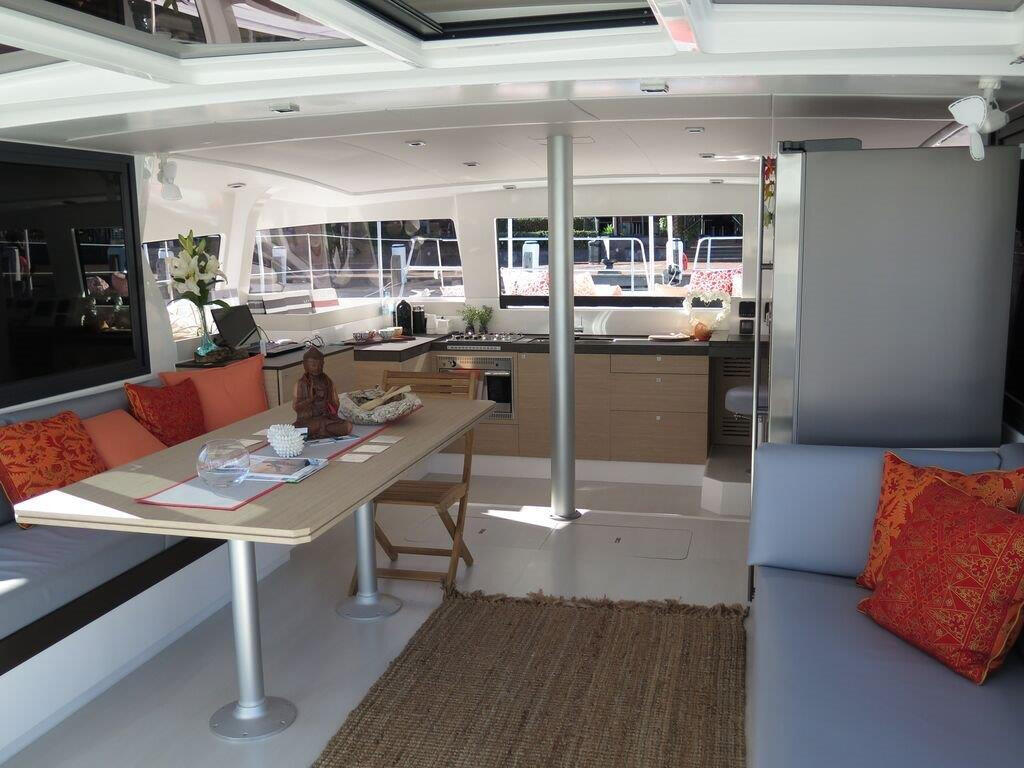 Catamaran 