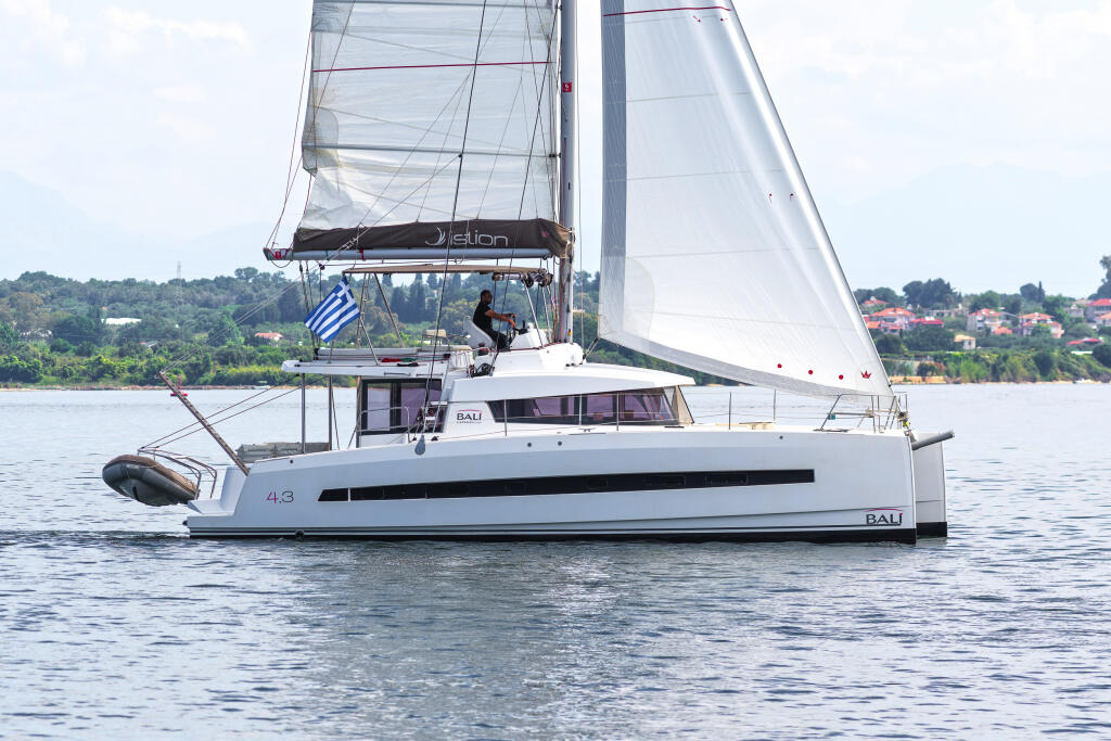 Catamaran 