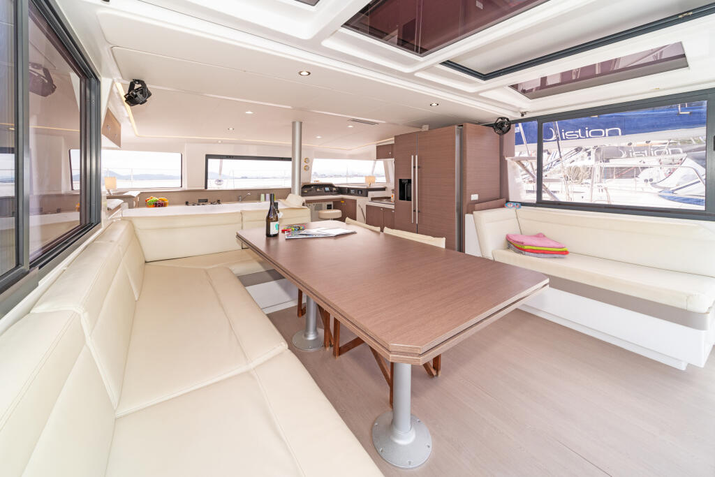 Catamaran 