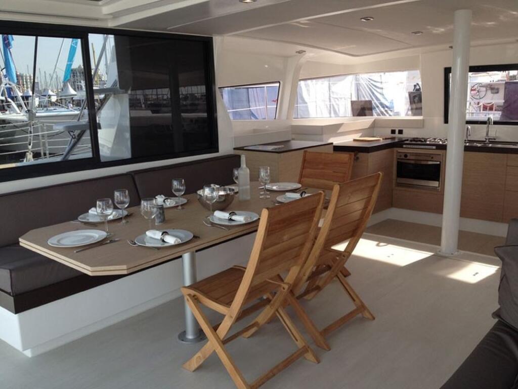 Catamaran 