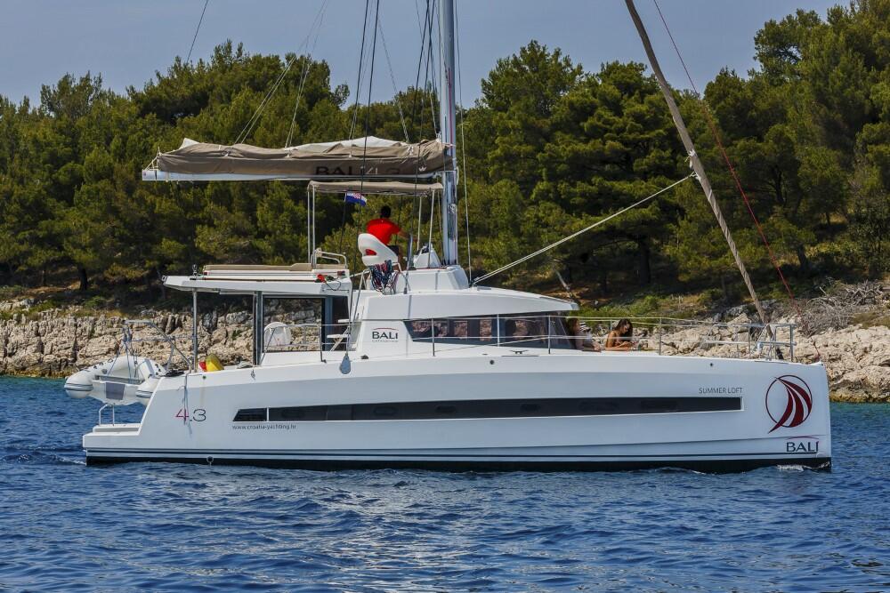 Catamaran 
