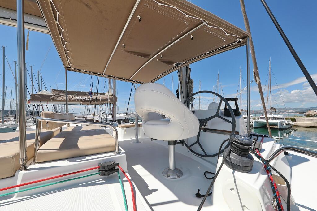 Catamaran 