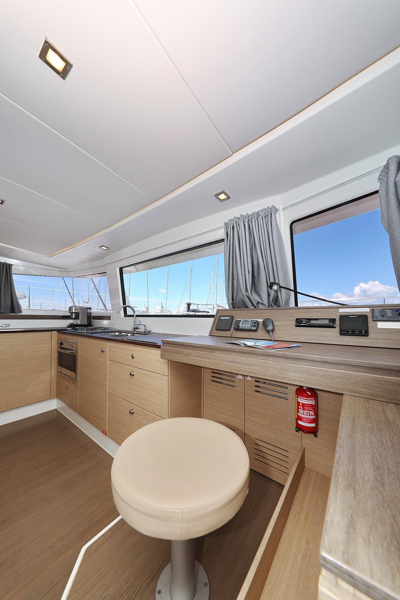 Catamaran 
