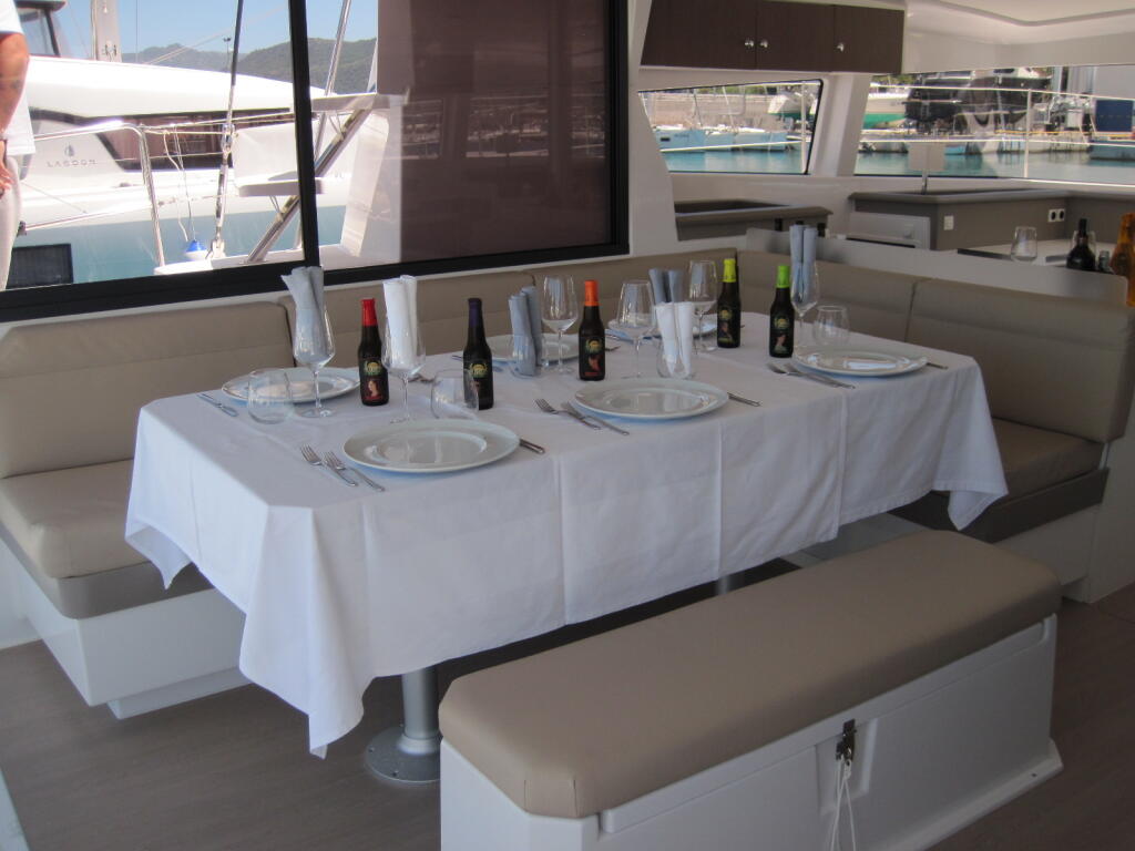 Catamaran 