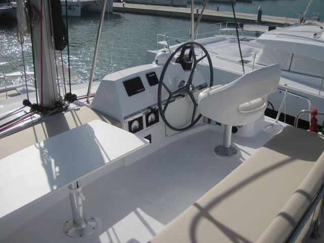 Catamaran 