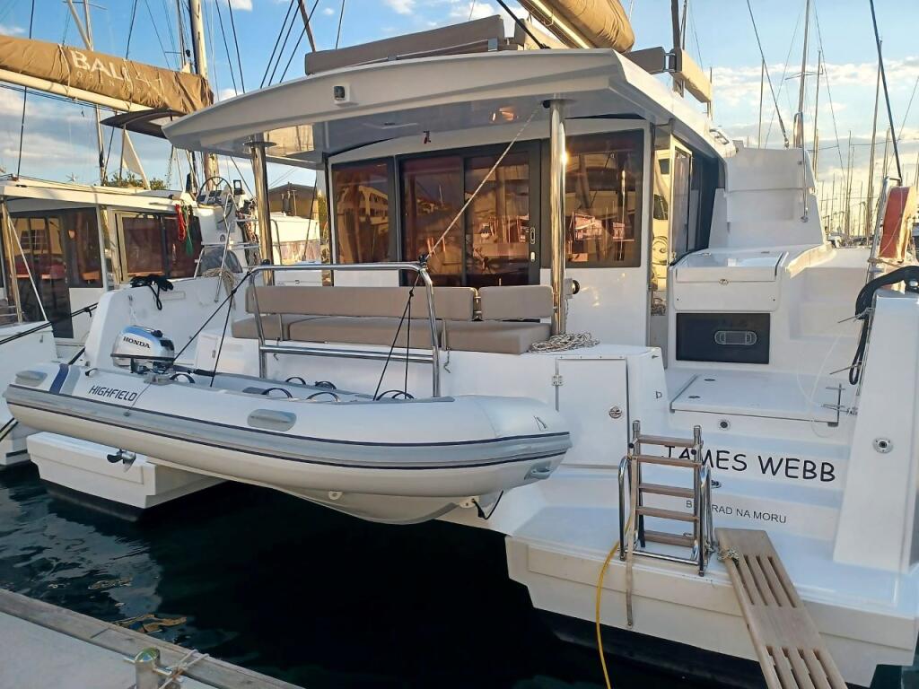 Catamaran 