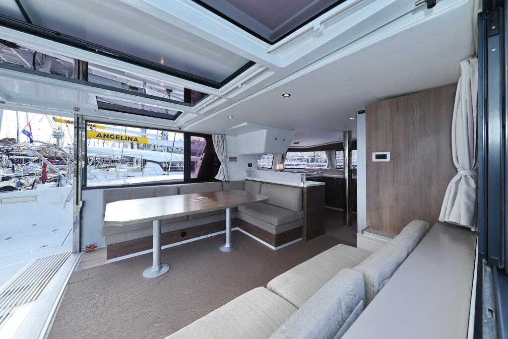 Catamaran 