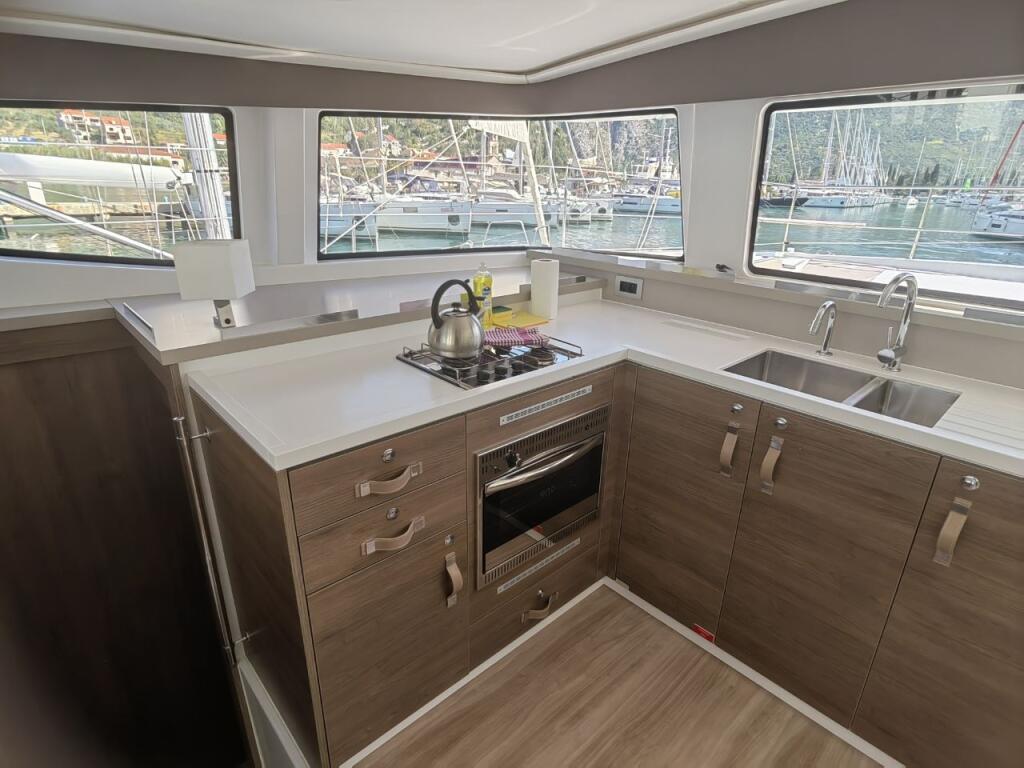 Catamaran 