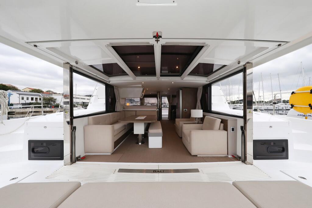Catamaran 