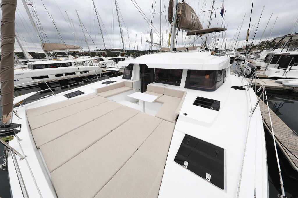 Catamaran 