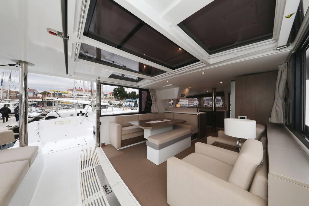 Catamaran 