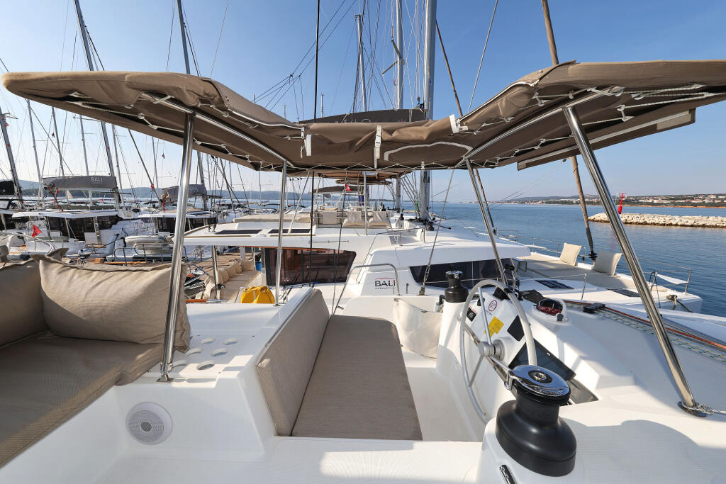 Catamaran 