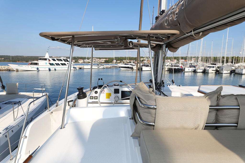 Catamaran 
