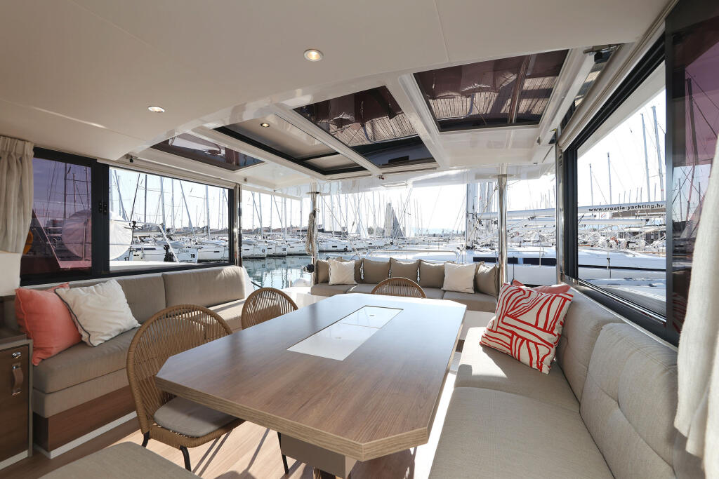 Catamaran 