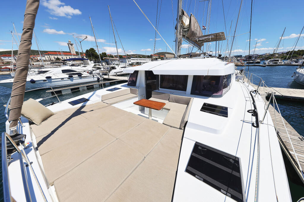 Catamaran 