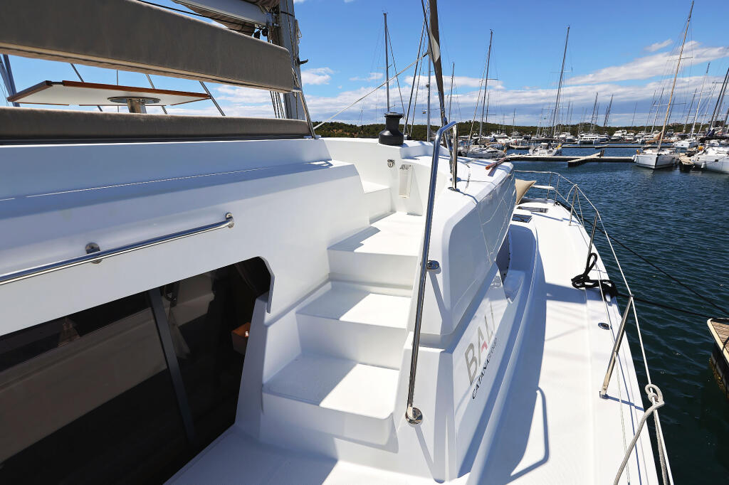 Catamaran 