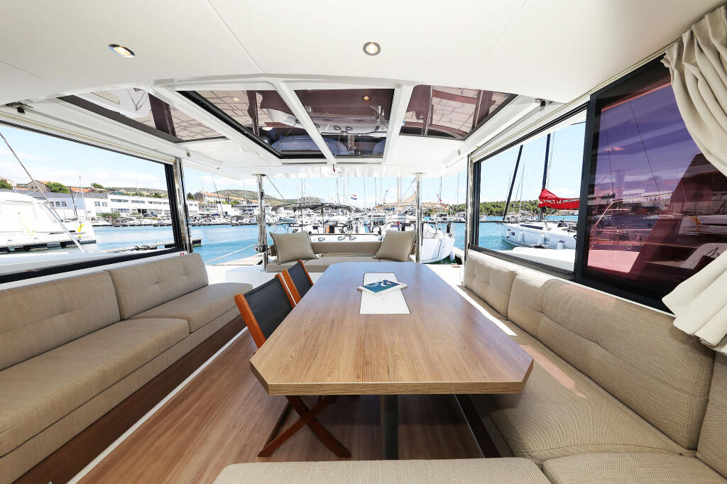 Catamaran 
