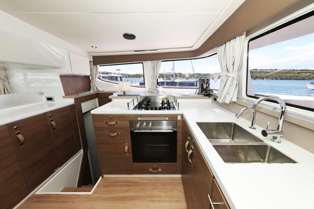Catamaran 
