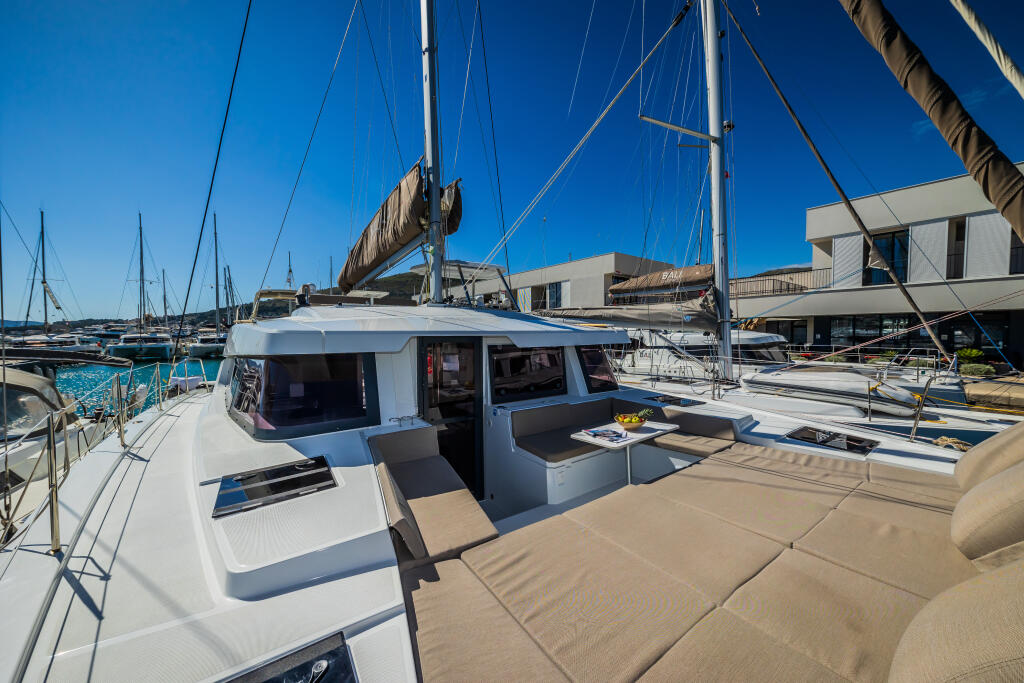 Catamaran 
