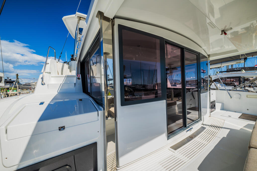 Catamaran 