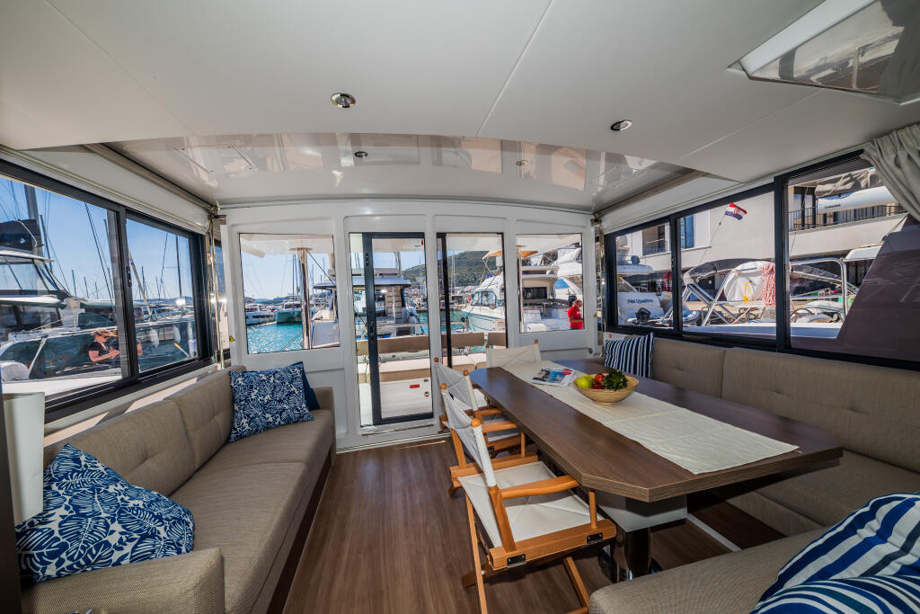 Catamaran 