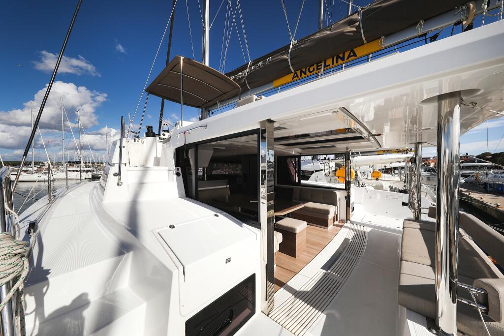 Catamaran 