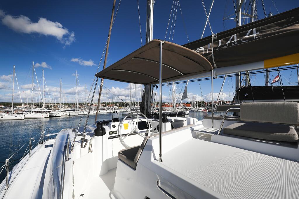 Catamaran 