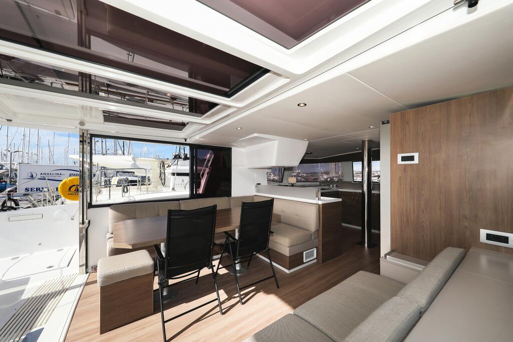Catamaran 