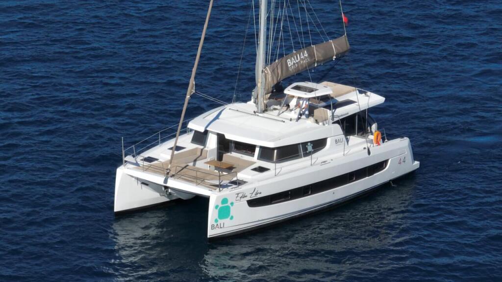 Catamaran 