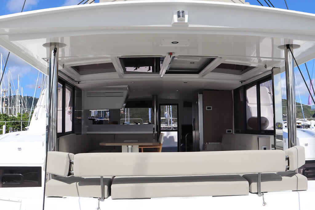 Catamaran 