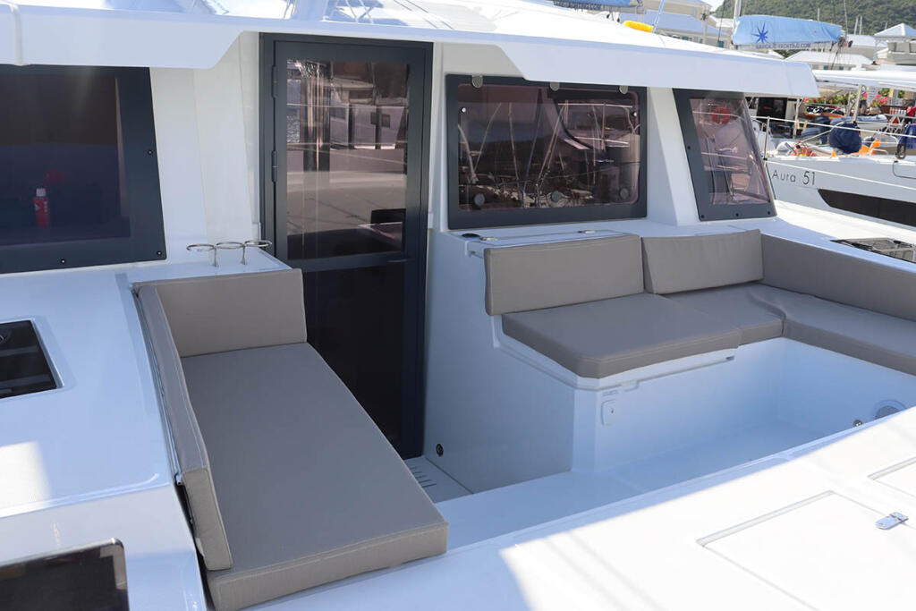 Catamaran 