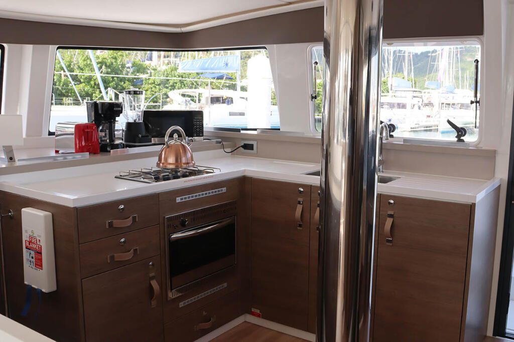 Catamaran 