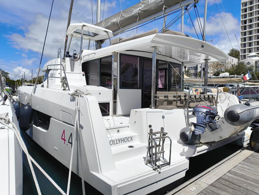 Catamaran 
