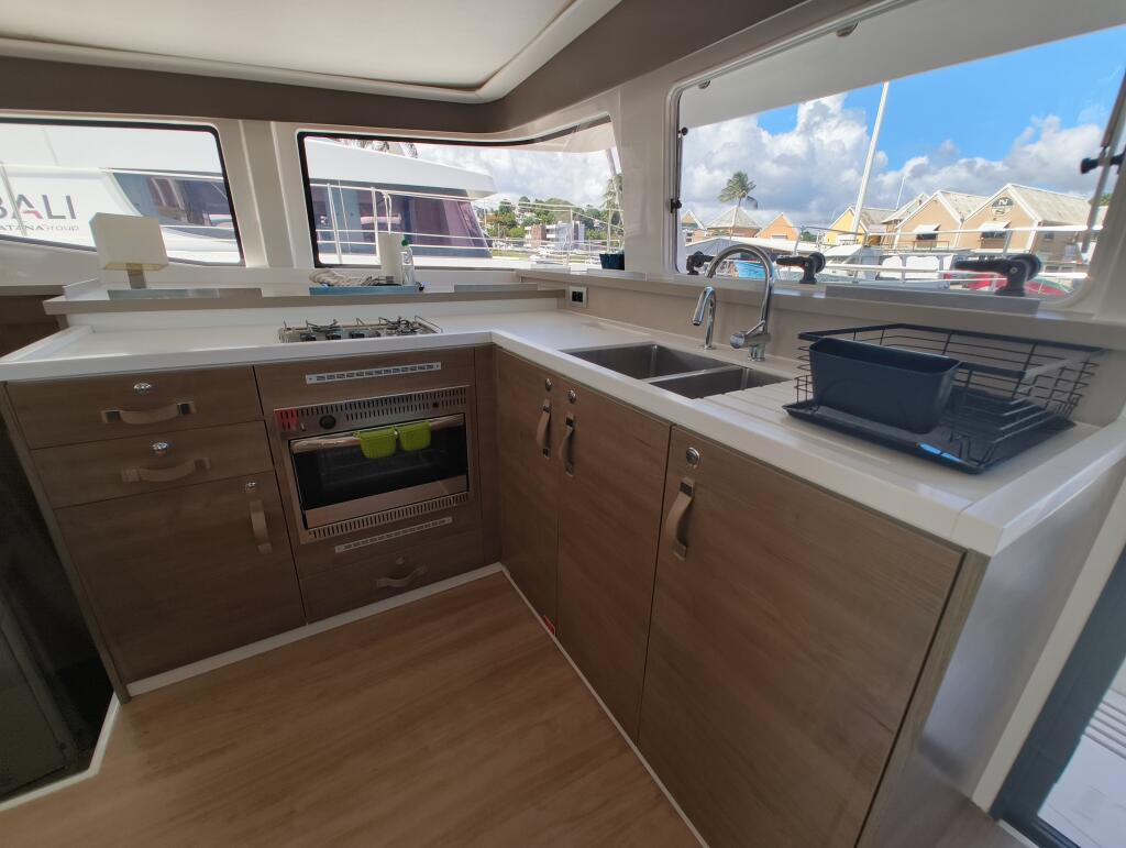 Catamaran 