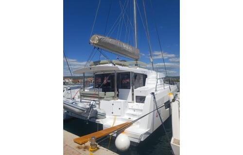 Catamaran 