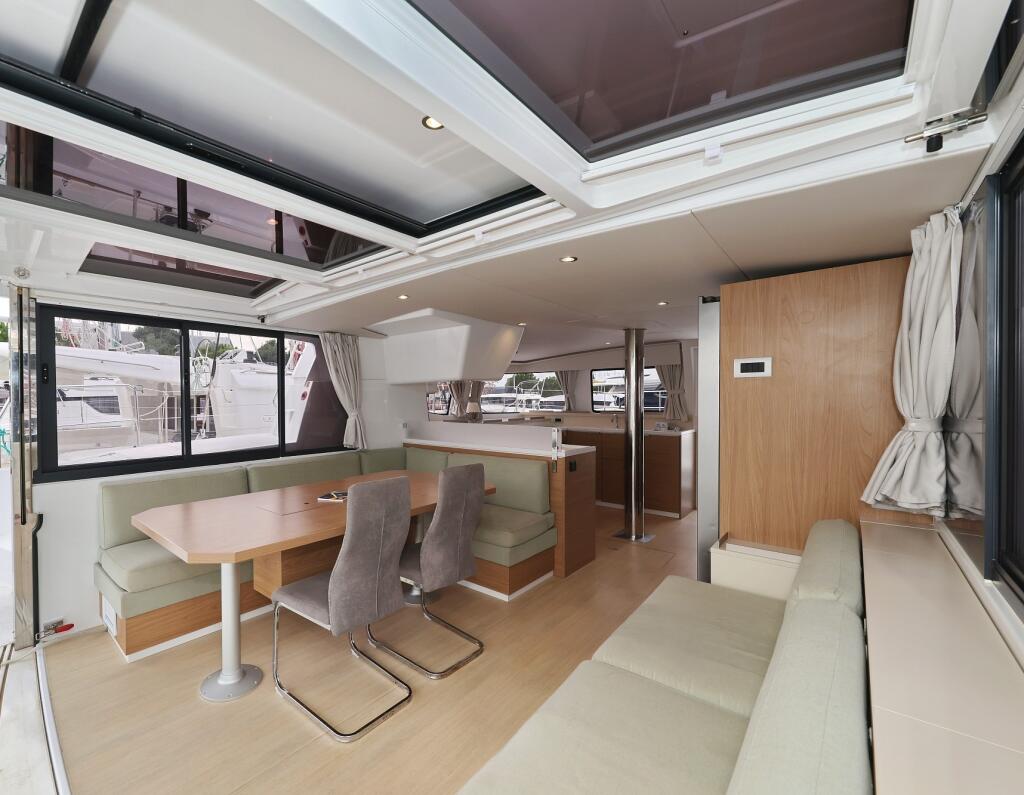 Catamaran 