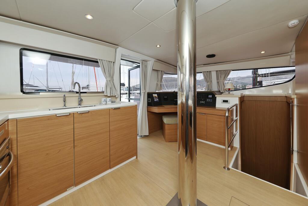 Catamaran 
