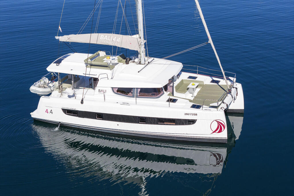 Catamaran 