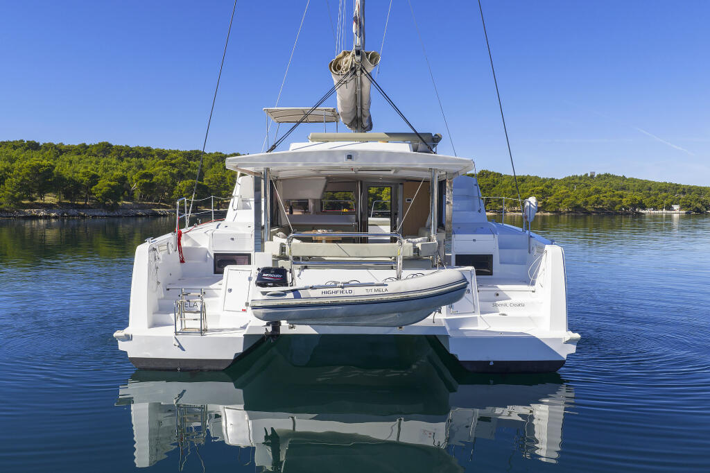 Catamaran 