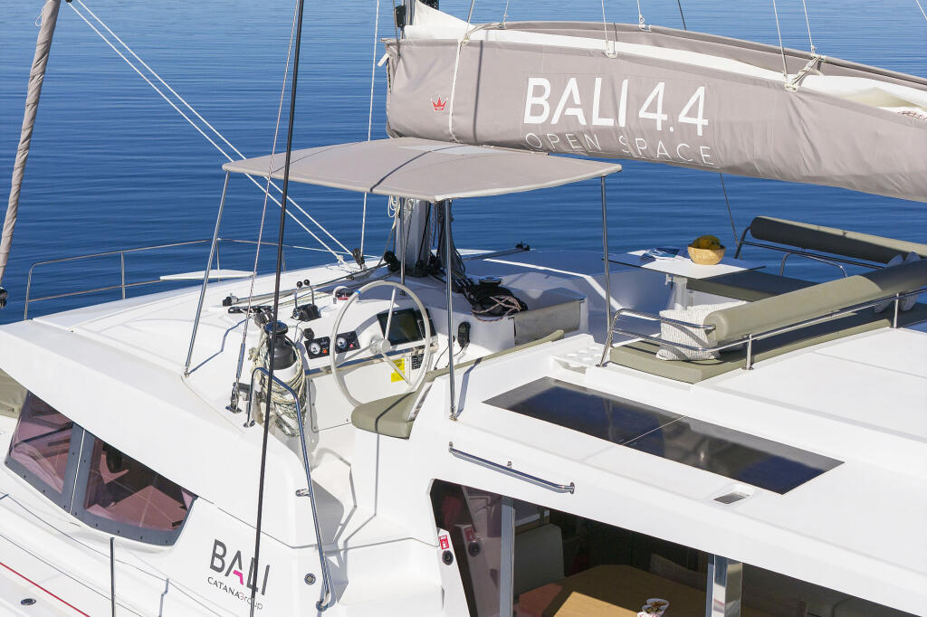 Catamaran 