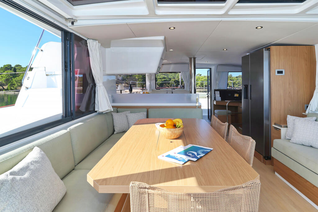 Catamaran 