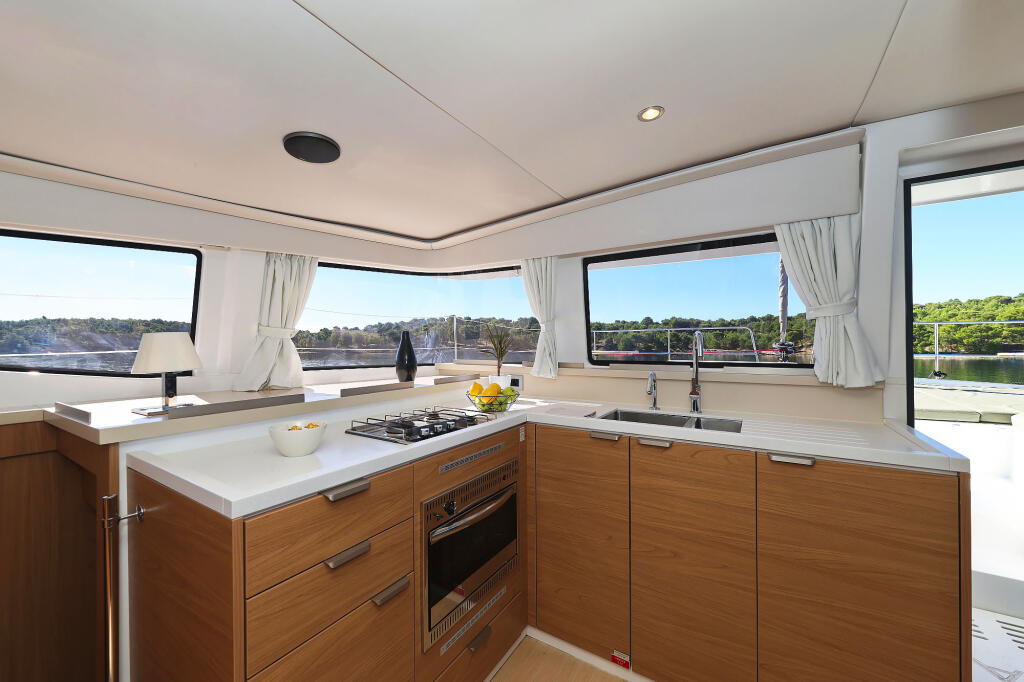 Catamaran 