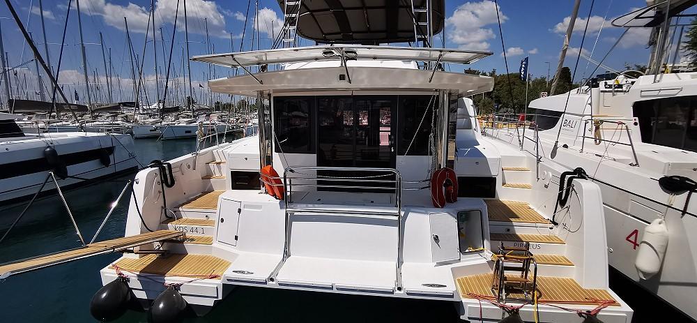 Catamaran 