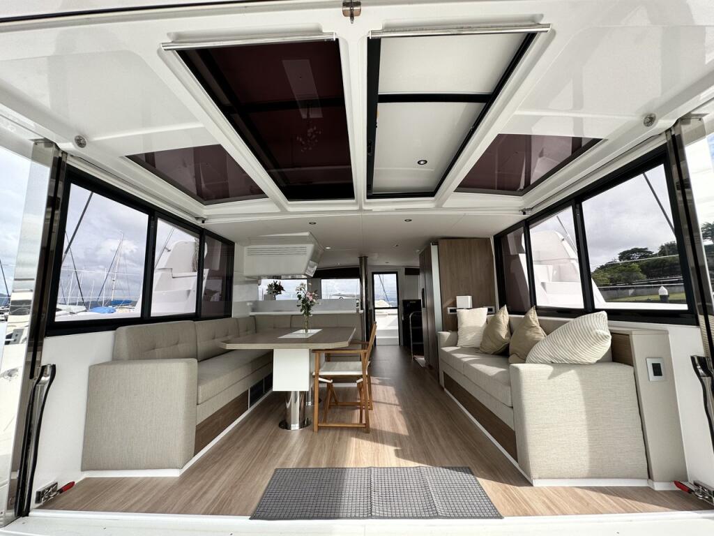 Catamaran 