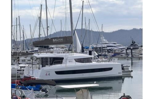 Catamaran 