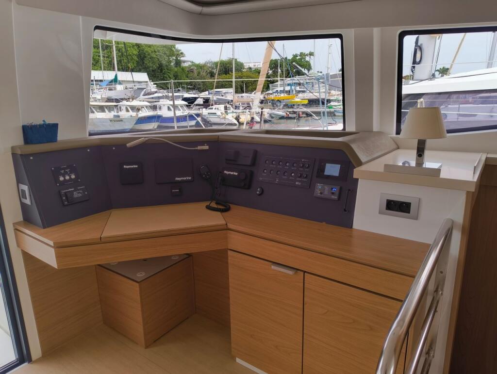 Catamaran 