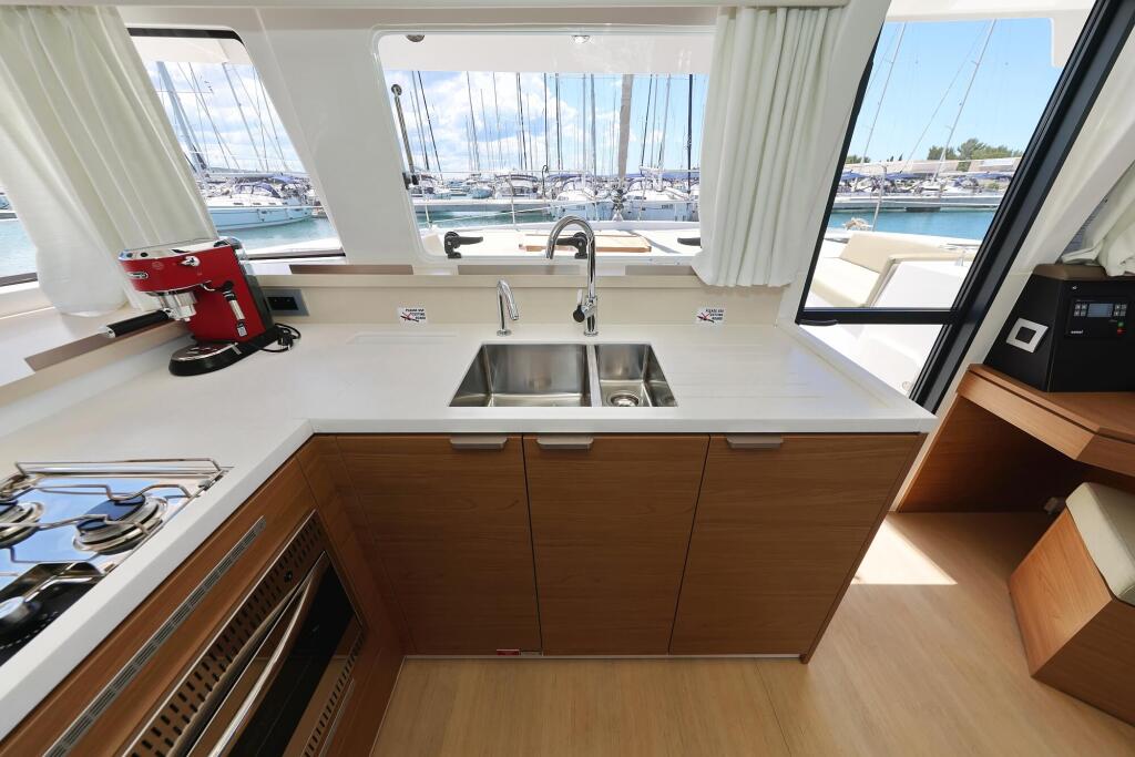 Catamaran 