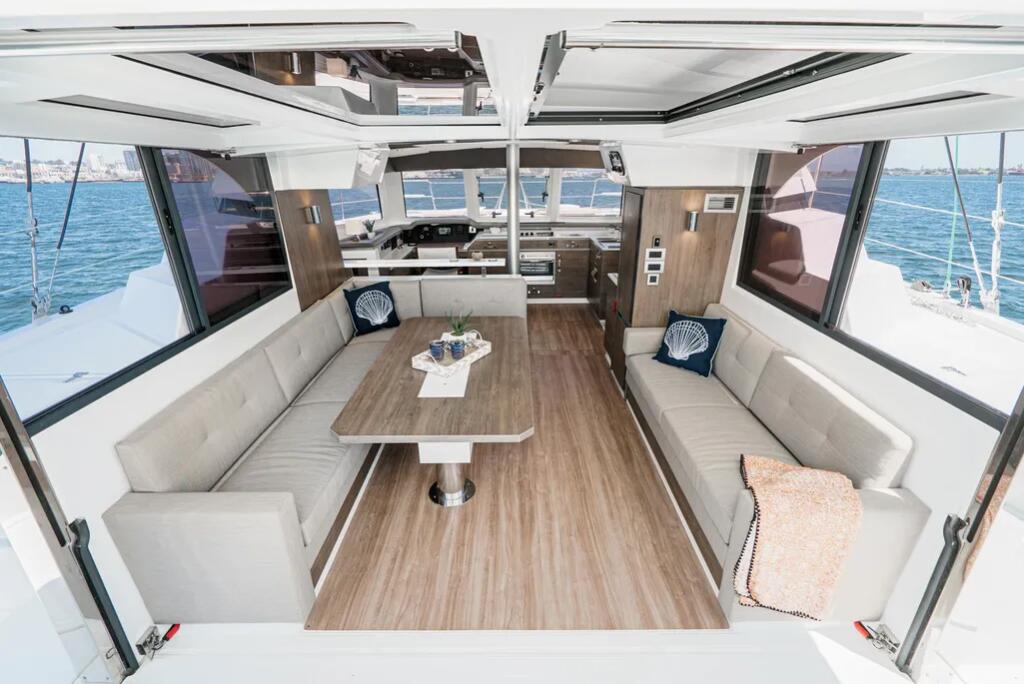 Catamaran 