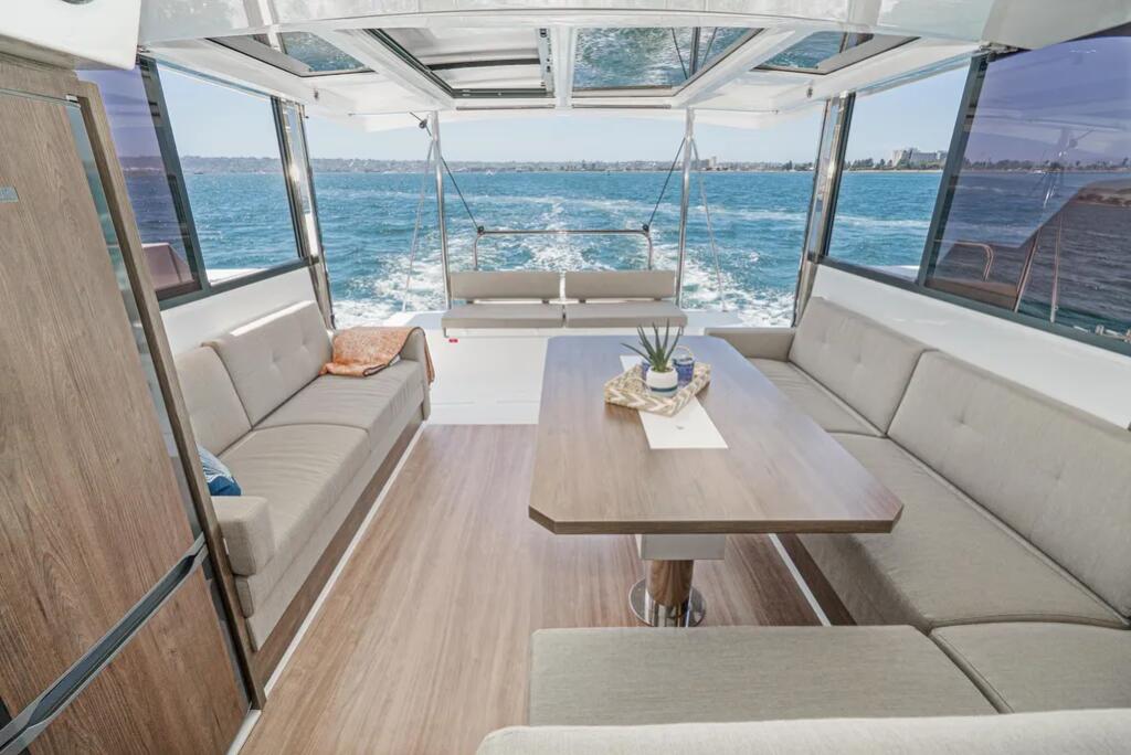 Catamaran 